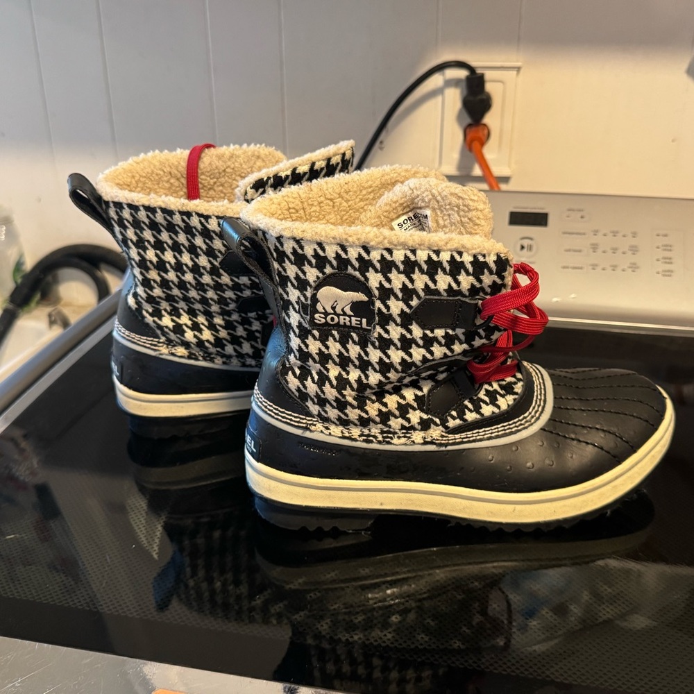 Sorel Kids' Black and Cream Houndstooth Boots